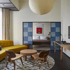 5* Hotel Ace