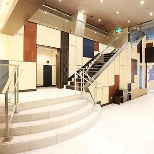 Smile Shijo Otel